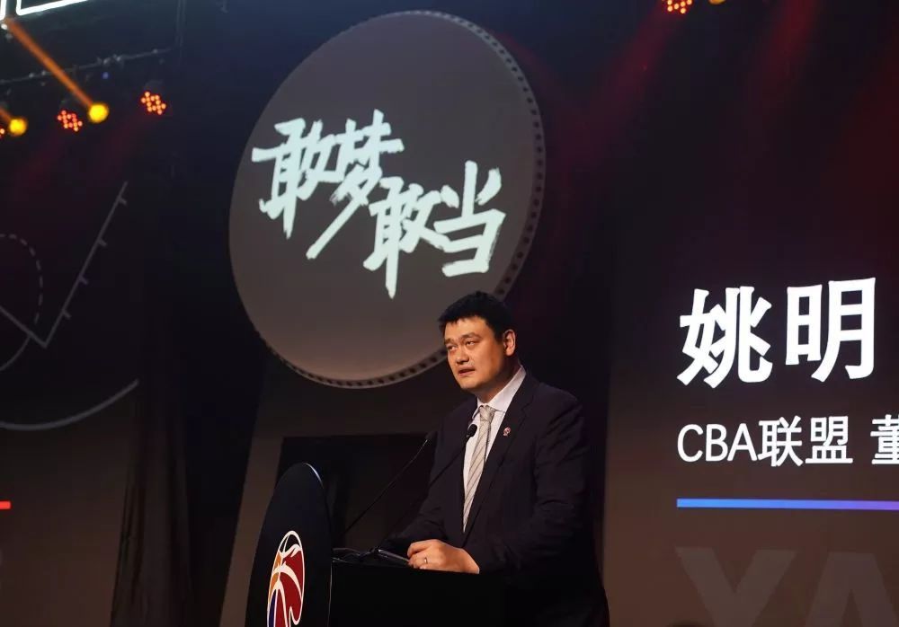 刘玥大战28公分黑人