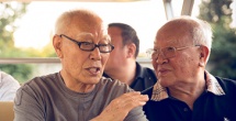 亚州三级视频